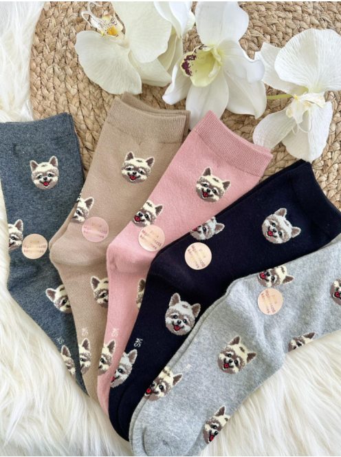 Sosete elastice, pufoase, respirabile, 100% bumbac, fără cusături, cu model. (În mărimile 35-38 și 38-41.)