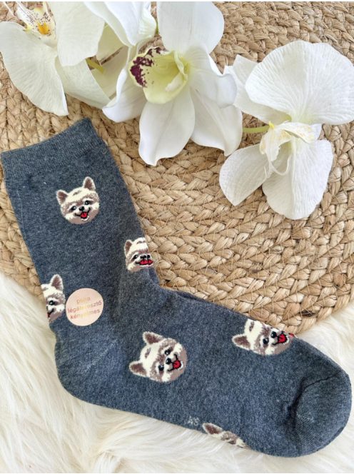 Sosete elastice, pufoase, respirabile, 100% bumbac, fără cusături, cu model. (În mărimile 35-38 și 38-41.)