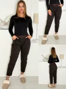 Pantaloni cu imprimeu și curea