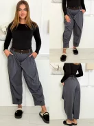 Pantaloni cu nasturi și curea