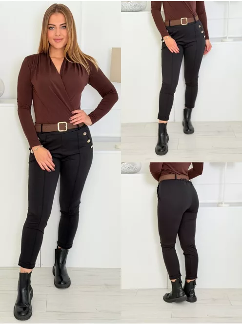 Pantaloni eleganți cu dungă și curea