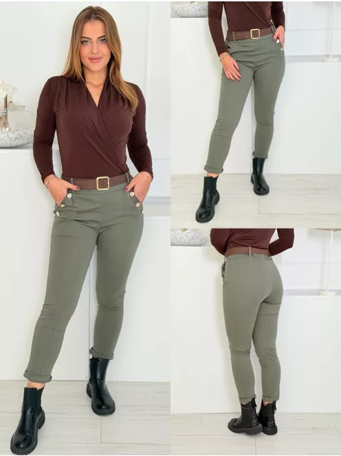 Pantaloni eleganți cu dungă și curea