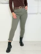 Pantaloni eleganți cu dungă și curea