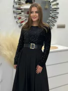 Rochie elegantă cu paiete și curea