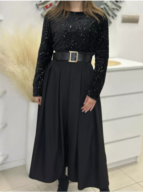 Rochie elegantă cu paiete și curea
