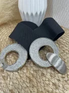 Curea elastică, strălucitoare, decorată cu pietre