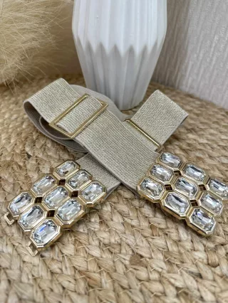 Curea cu cataramă metalică, decorată cu pietre