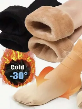   Șosete termice din bumbac, elastice, îmblănite în interior, moi și călduroase. 1 pachet / 2 perechi. (Recomandat pentru mărimile 35-41.)