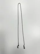 Lanț metalic pentru ochelari, de purtat la gât. Lungime: 58 cm.
