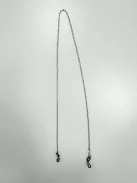 Lanț metalic pentru ochelari, de purtat la gât. Lungime: 58 cm.