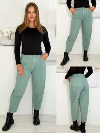 Blugi mom fit