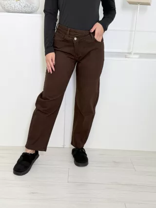 Blugi mom fit eleganți