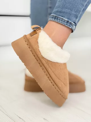 Botine cu aspect de piele întoarsă