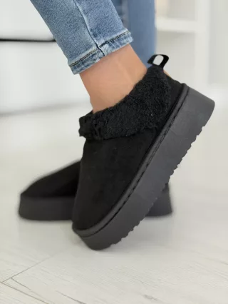 Botine cu aspect de piele întoarsă
