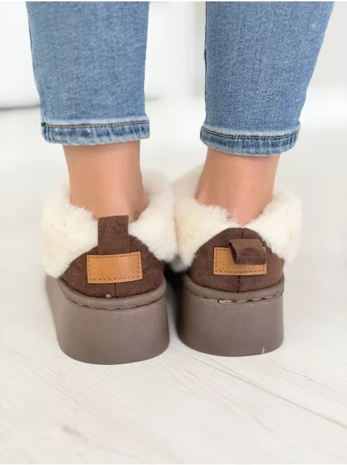 Botine cu aspect de piele întoarsă