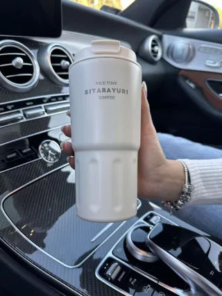 Termos din oțel inoxidabil, cu cârlig detașabil. 600 ml.
