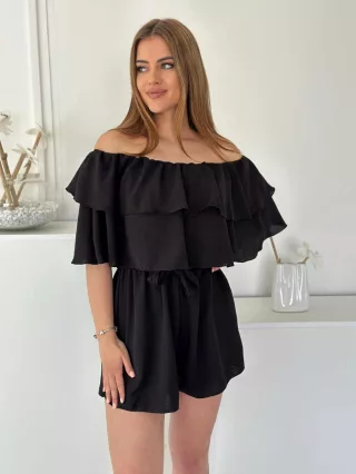 Salopetă lejeră cu umerii goi și volane