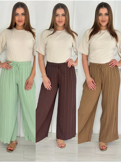 Pantaloni plisați cu croi lejer