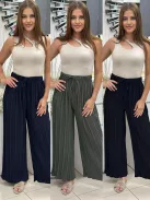 Pantaloni plisați cu croi lejer