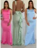   Rochie din lycra de calitate premium, mulată, tip sirenă, din material elastic și lucios, cu cupe buretate. (Recomandată pentru mărimile XS-M.)