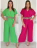   Salopetă plisată, petrecută, cu croi lejer, talie elastică și curea, din material neelastic. (Recomandată pentru mărimile S-L.)