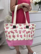 Geantă shopper mare de vară, din papură, cu imprimeu și fermoar. Dimensiuni: 57 x 40 x 17 cm.