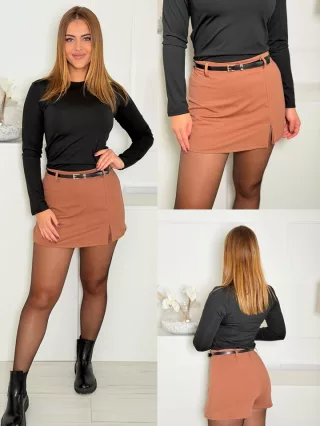 Fustă-pantalon cochetă cu curea
