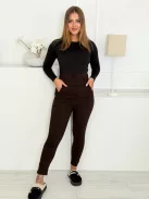 Pantaloni cu talie extra înaltă