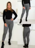 Pantaloni eleganți din stofă
