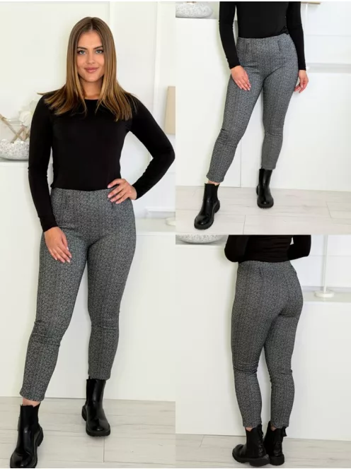 Pantaloni eleganți din stofă