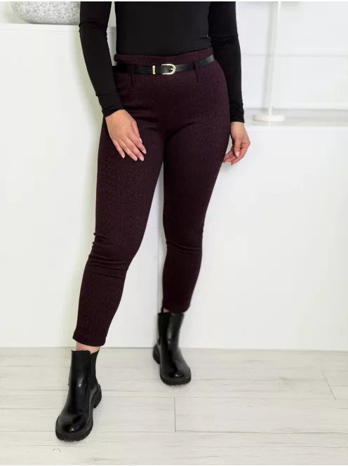Pantaloni eleganți din stofă