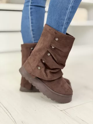 Cizme cu aspect de piele întoarsă