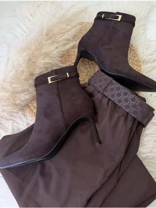 Botine cu toc cui și aspect de piele întoarsă
