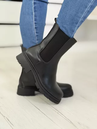 Botine din piele ecologică