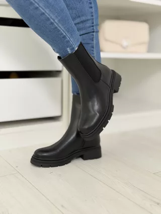 Botine din piele ecologică